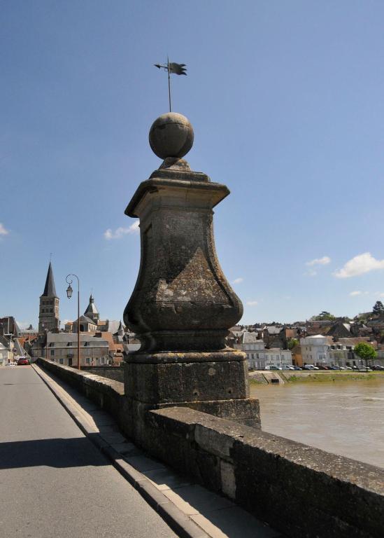 Ferienwohnung Le Passage La Charité-sur-Loire Exterior foto